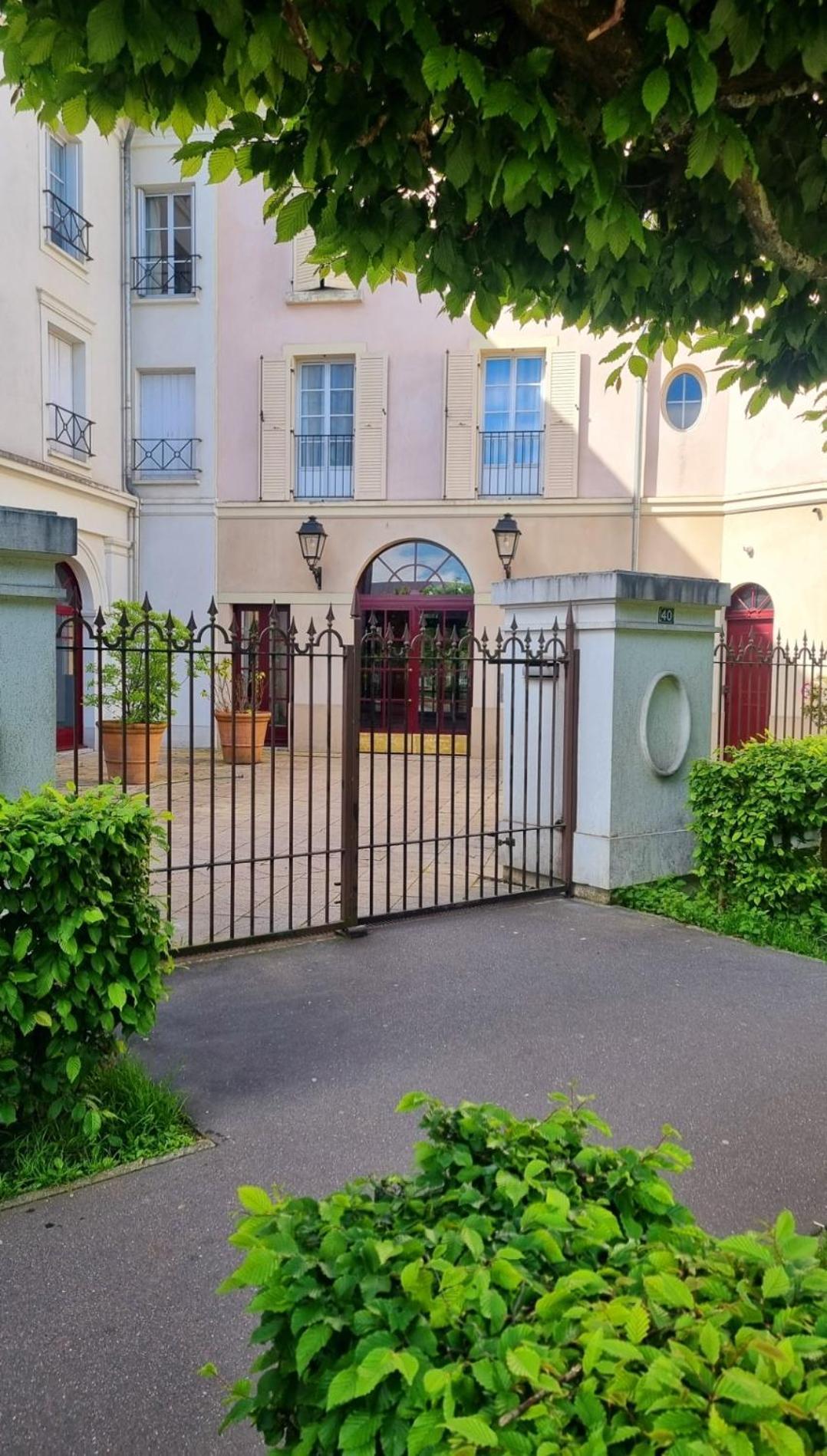 Disney Luxury Studio Serris Bagian luar foto